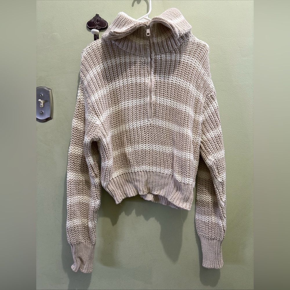 American eagle Cozy Beige Knit Sweater
